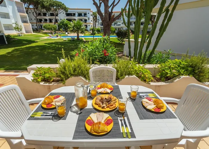 Host Wise - Amazing Sunny Flat - Swimming Pool & Terrace