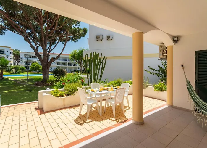 Host Wise - Amazing Sunny Flat - Swimming Pool & Terrace Apartman