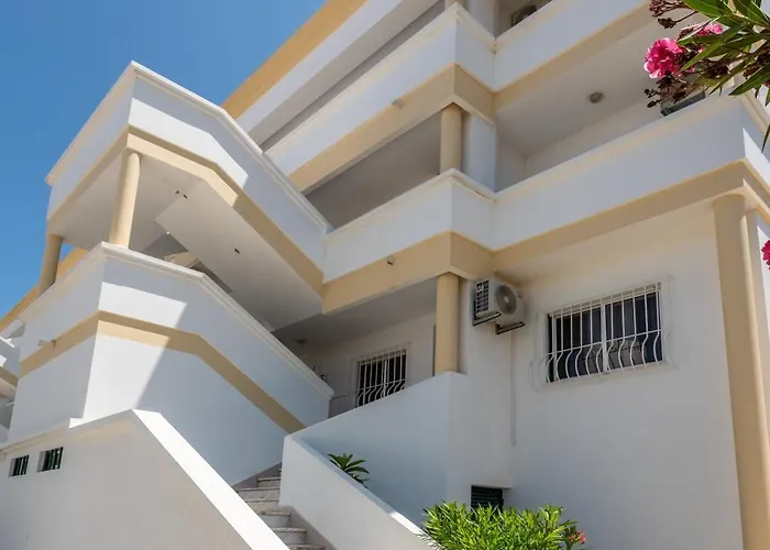 Host Wise - Amazing Sunny Flat - Swimming Pool & Terrace * Vilamoura