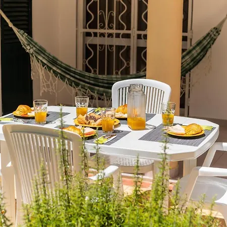 Host Wise - Amazing Sunny Flat - Swimming Pool & Terrace דירה *