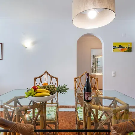 Διαμέρισμα Host Wise - Amazing Sunny Flat - Swimming Pool & Terrace Βιλαμούρα