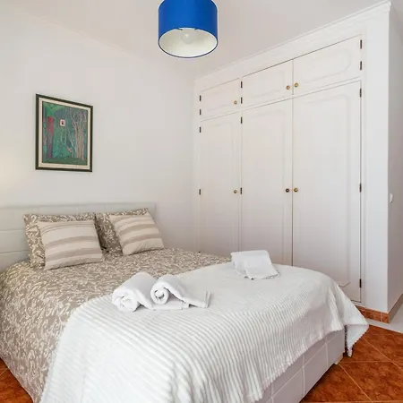 Host Wise - Amazing Sunny Flat - Swimming Pool & Terrace Vilamoura
